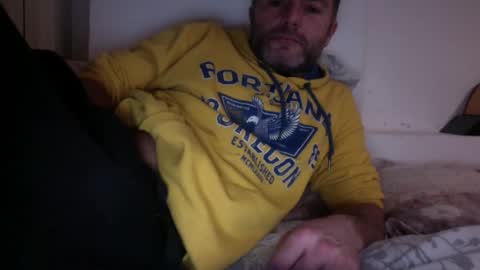 Snapshot of samuel802984 chatting on 12/04/24, 08:40 Samuel online show from 12/04/24, 08:40