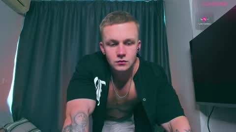 Samuel online show from 02/25/25, 01:41