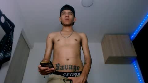   online show from 03/03/25, 05:42