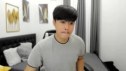 Snapshot of samuelangelo chatting on 03/10/26, 02:22 Sam online show from 03/10/26, 02:22