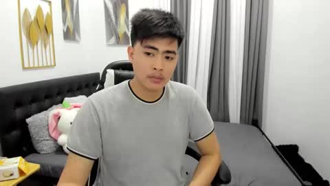 Snapshot of samuelangelo chatting on 03/17/26, 12:37 Sam online show from 03/17/26, 12:37