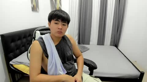 Snapshot of samuelangelo chatting on 07/13/26, 06:33 Sam online show from 07/13/26, 06:33