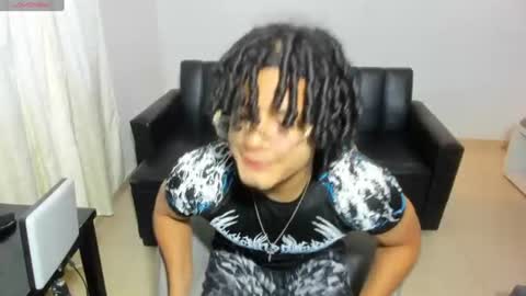 Snapshot of samxx_muscle chatting on 06/27/26, 12:44 samxx_muscle online show from 06/27/26, 12:44