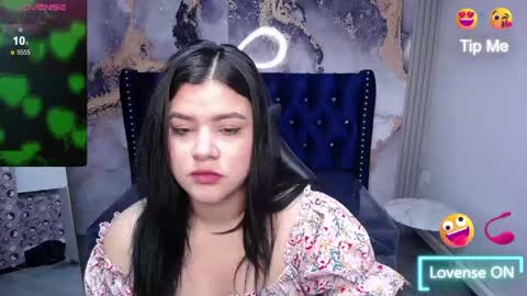 Snapshot of samy_collen_v chatting on 04/20/26, 01:03 Samy online show from 04/20/26, 01:03