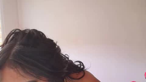 Snapshot of samy_jonnes_ chatting on 10/14/25, 03:57 Hello I am absent due to a family calamity I will return soon-hola estoy ausente por un problema familiar volvere pronto. online show from 10/14/25, 03:57