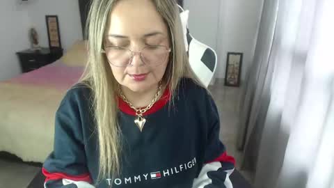 samy_vsn online show from 01/30/25, 08:53