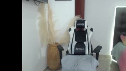 samy_vsn online show from 11/10/25, 07:24