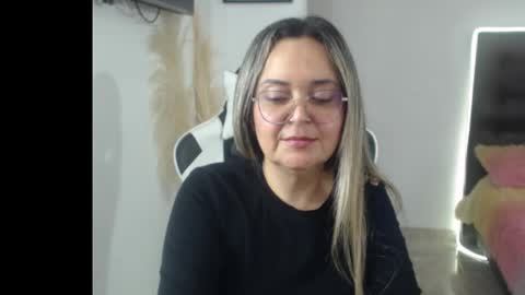 samy_vsn online show from 11/13/25, 07:02