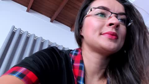 Snapshot of samybennet chatting on 01/27/25, 07:46 Samy Bennet online show from 01/27/25, 07:46