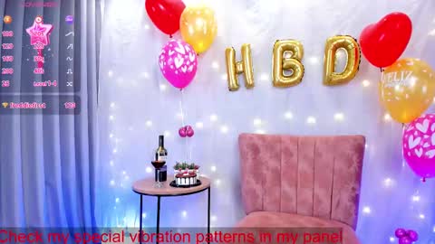 Snapshot of samybennet chatting on 02/14/25, 08:26 Samy Bennet online show from 02/14/25, 08:26