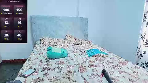 Snapshot of samyq8 chatting on 06/19/26, 10:24 samyq8 online show from 06/19/26, 10:24