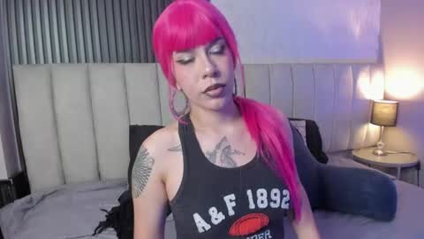 Snapshot of samysharky_ chatting on 06/18/26, 01:28 Samy S online show from 06/18/26, 01:28