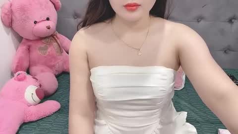 sanami_sian_ online show from 10/21/25, 02:56