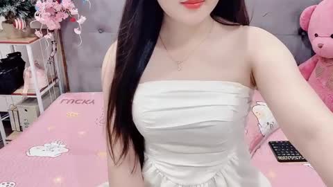 sanami_sian_ online show from 10/27/25, 02:10