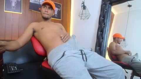 Snapshot of sander_ath chatting on 10/08/25, 04:26 Sander online show from 10/08/25, 04:26