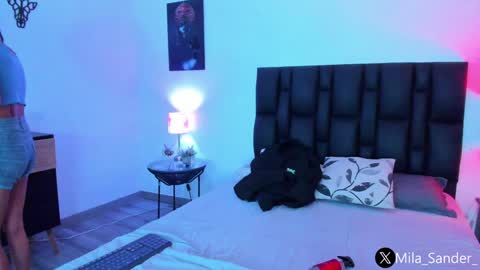 MilaSander online show from 12/30/24, 03:46