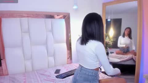 MilaSander online show from 02/25/25, 09:24