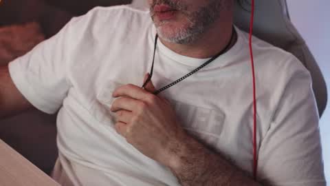 Sanders online show from 02/23/25, 12:41