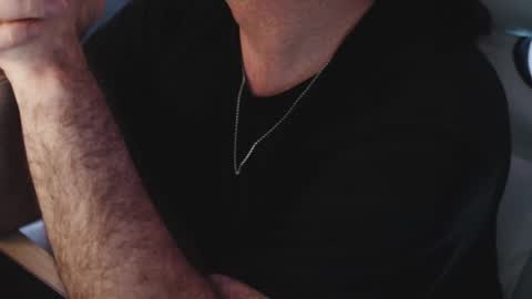 Sanders online show from 02/25/25, 05:52