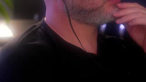 Sanders online show from 10/03/25, 05:15