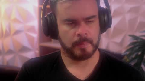 Sanders online show from 01/10/26, 02:57