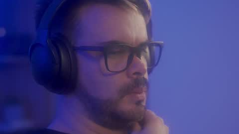 Sanders online show from 03/30/26, 05:41