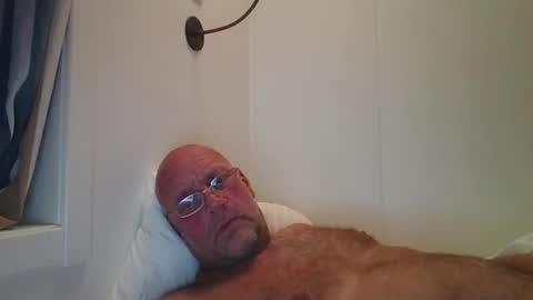 Snapshot of sandnesrune523 chatting on 10/16/25, 05:30 sandnesrune523 online show from 10/16/25, 05:30