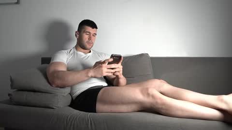 Snapshot of sandow_ chatting on 07/02/26, 08:15 Sandow online show from 07/02/26, 08:15