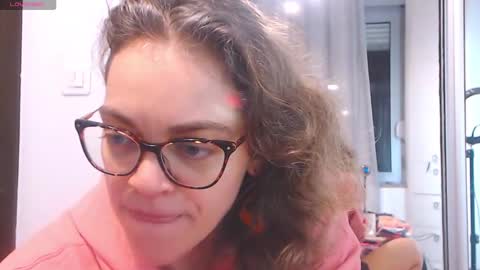 Snapshot of sandra10031989 chatting on 01/21/25, 05:41 Sandra online show from 01/21/25, 05:41