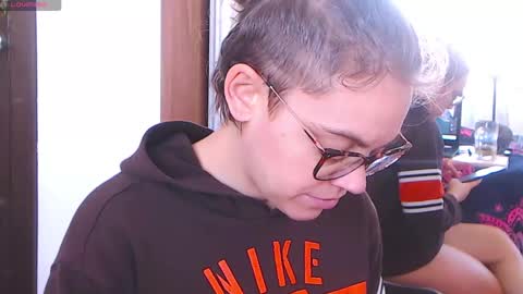 Snapshot of sandra10031989 chatting on 02/19/25, 02:23 Sandra online show from 02/19/25, 02:23