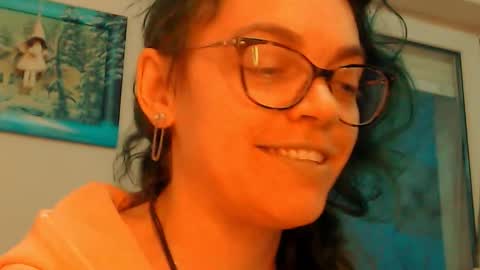 Snapshot of sandra10031989 chatting on 03/11/26, 04:57 Sandra online show from 03/11/26, 04:57