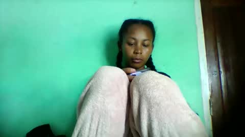 sandra1253099 online show from 03/29/26, 06:52