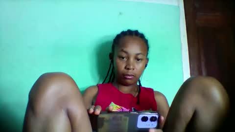 Snapshot of sandra1253099 chatting on 04/27/26, 06:17 sandra1253099 online show from 04/27/26, 06:17