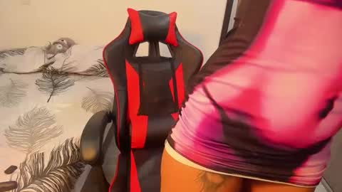 Sandra 187 online show from 10/08/25, 01:47