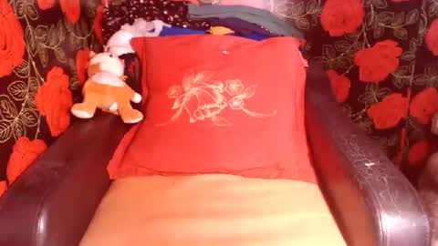 Snapshot of sandrabenet chatting on 12/20/25, 06:26 Sandra online show from 12/20/25, 06:26