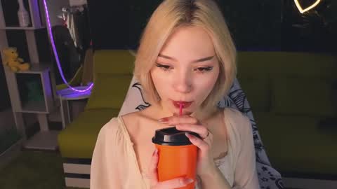 Sandy  online show from 01/11/25, 01:16