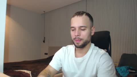 DeAlex online show from 02/14/25, 02:54