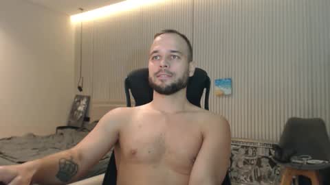 DeAlex online show from 10/25/25, 05:40