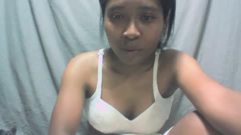 sandy735579 online show from 10/13/25, 08:42