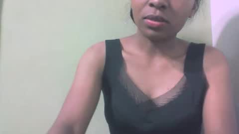 sandy735579 online show from 11/05/25, 07:14