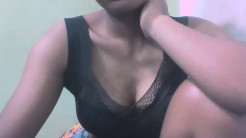 sandy735579 online show from 02/18/26, 06:20