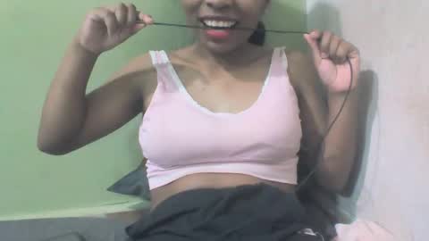 sandy735579 online show from 03/24/26, 06:57