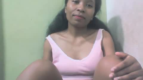 sandy735579 online show from 03/25/26, 07:42