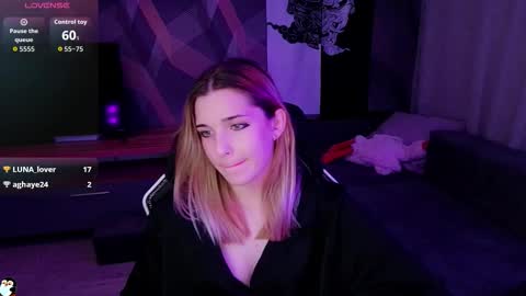 sandy_belle88 online show from 10/02/25, 06:15