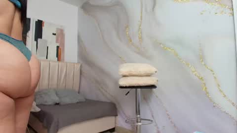 Snapshot of sandy_rivas chatting on 06/24/26, 12:04 SAM online show from 06/24/26, 12:04