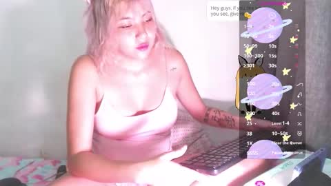 Snapshot of sandy_straw chatting on 11/13/25, 06:51 sandy_straw online show from 11/13/25, 06:51