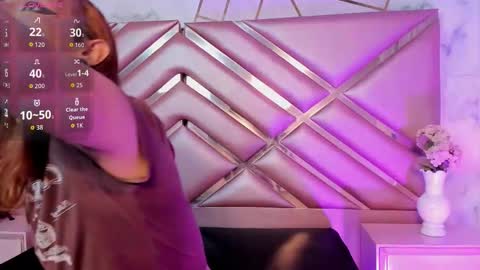 Sandy Houston  online show from 02/06/26, 08:56