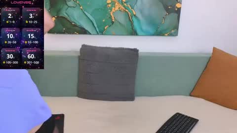 Snapshot of sandymille chatting on 01/07/25, 10:41 SandyMille online show from 01/07/25, 10:41