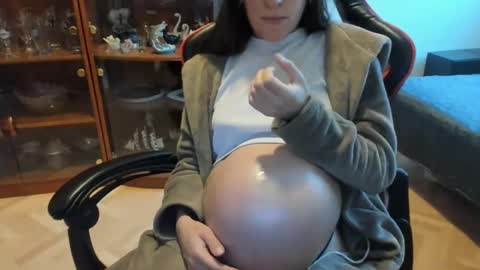 Sandy online show from 12/11/24, 12:02