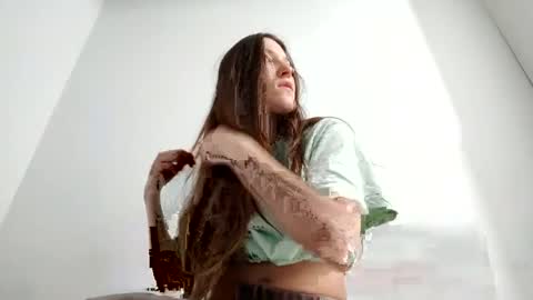 Sandy online show from 02/21/25, 06:15